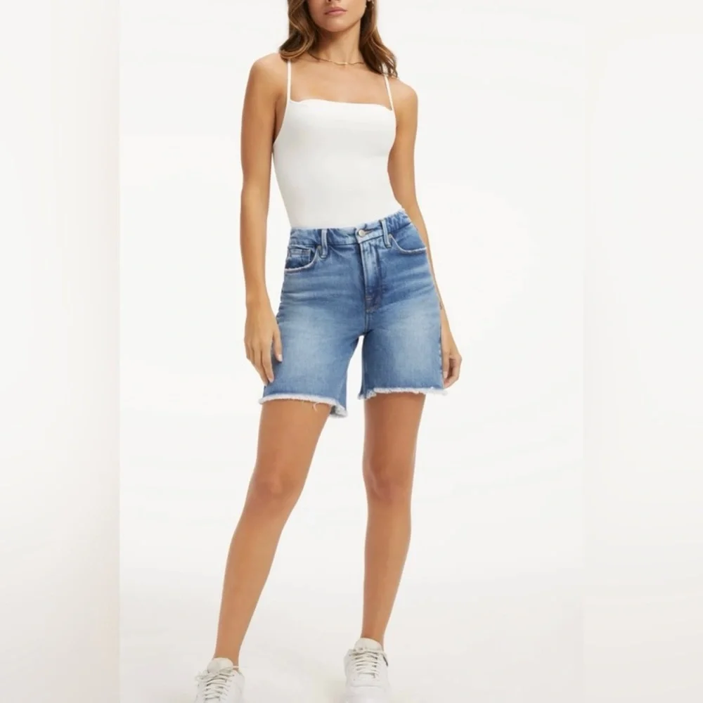 Good American 4 (27W) Denim Women’s Shorts High Rise Long Bermuda GNICO235T